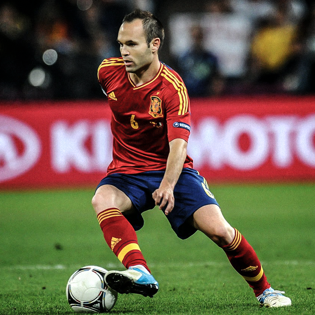 Shirt Iniesta Spain 2010 – Shirt Archive