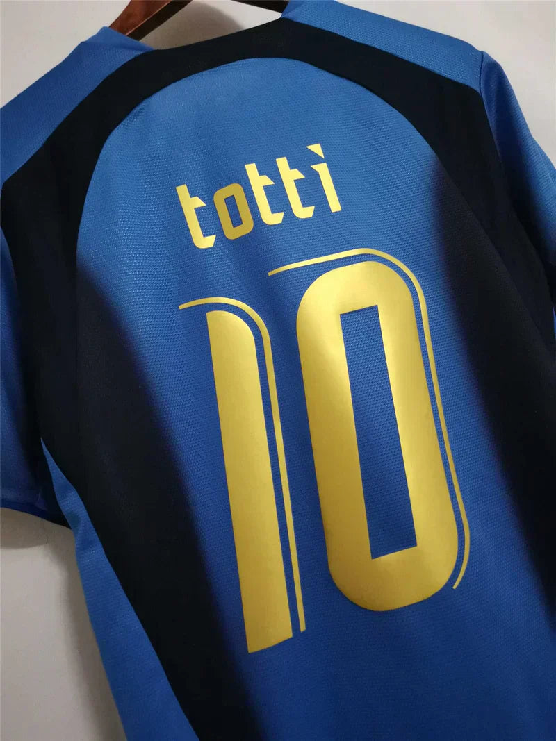 Shirt Totti Italy 2006 – Shirt Archive
